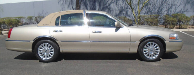 lincoln town car 2008 2LNHM82W68X634199 image lincoln town car 2008 2LNHM82W68X634199 image